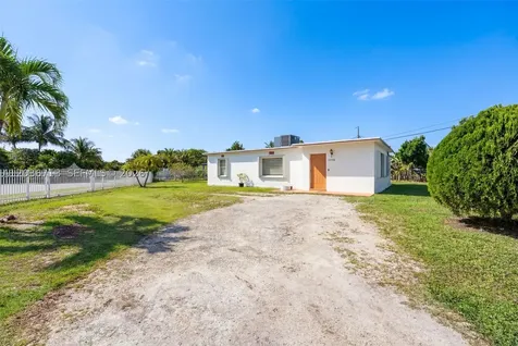 15398 Garfield Drive Homestead FL 33033