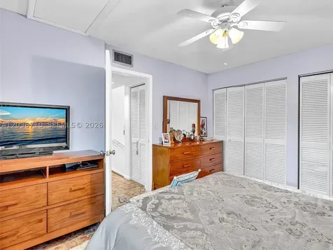 3483 SW 52nd Avenue Pembroke Park FL 33023