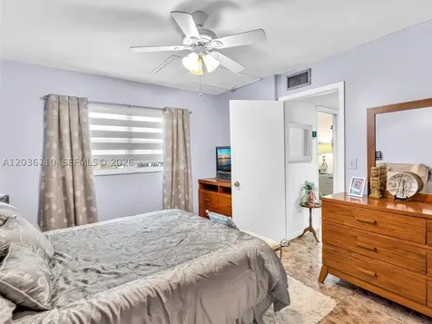 3483 SW 52nd Avenue Pembroke Park FL 33023