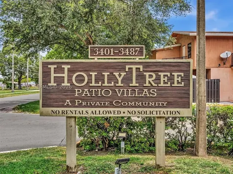 3483 SW 52nd Avenue Pembroke Park FL 33023
