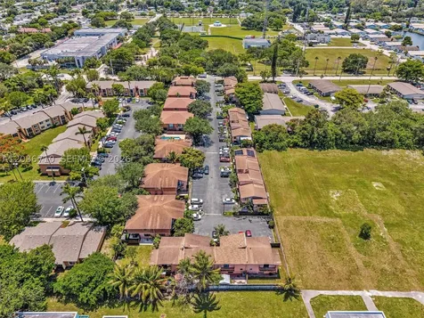 3483 SW 52nd Avenue Pembroke Park FL 33023