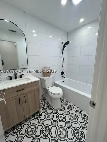 6308 NW 170th Terrace Hialeah FL 33015