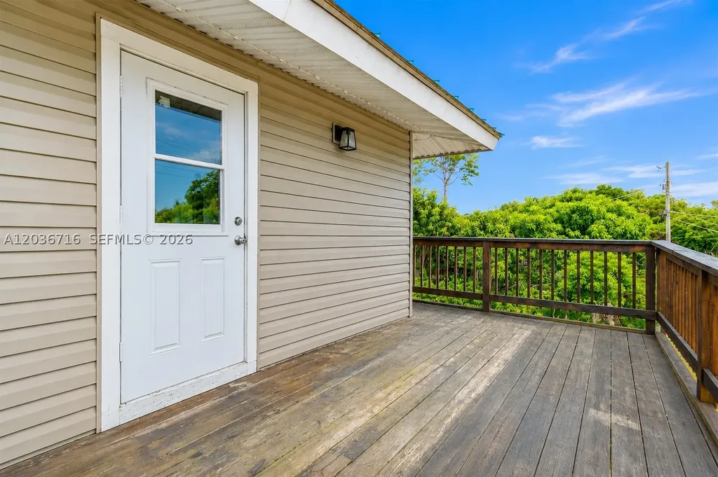 5049 Cleveland Road Delray Beach FL 33484