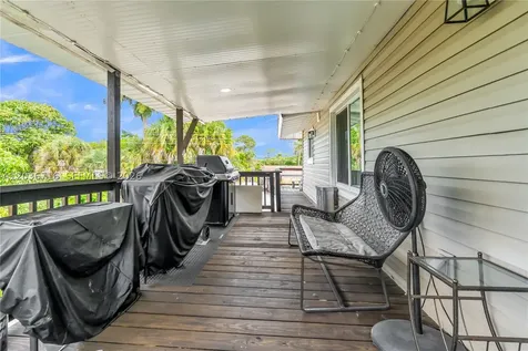 5049 Cleveland Road Delray Beach FL 33484