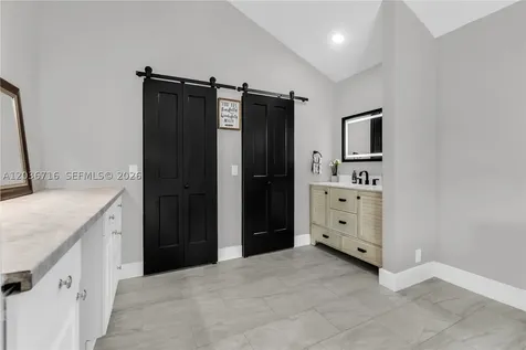 5049 Cleveland Road Delray Beach FL 33484