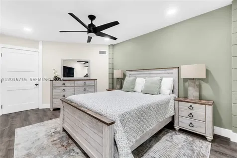 5049 Cleveland Road Delray Beach FL 33484