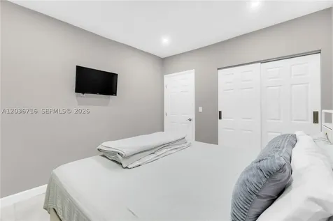 5049 Cleveland Road Delray Beach FL 33484