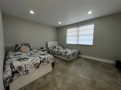 301 SE 3rd Street Dania Beach FL 33004