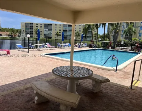 301 SE 3rd Street Dania Beach FL 33004