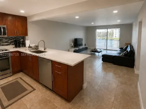 301 SE 3rd Street Dania Beach FL 33004