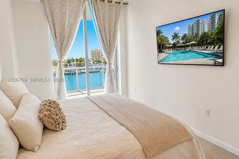 7930 East Drive North Bay Village FL 33141