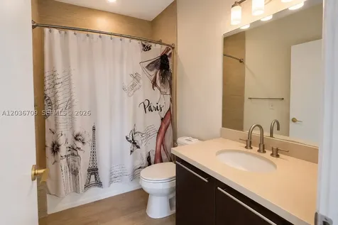 7930 East Drive North Bay Village FL 33141