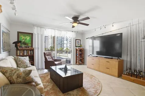 1401 S Ocean Drive Hollywood FL 33019