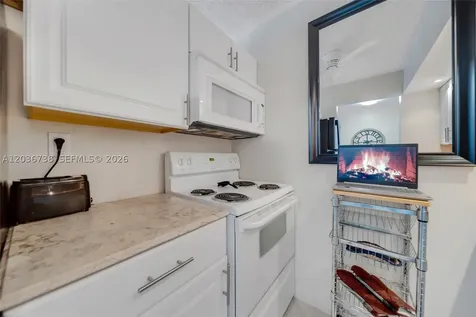 15610 NE 6th Avenue Miami FL 33162