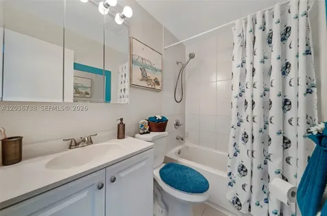 15610 NE 6th Avenue Miami FL 33162