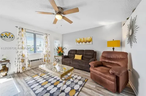 15610 NE 6th Avenue Miami FL 33162