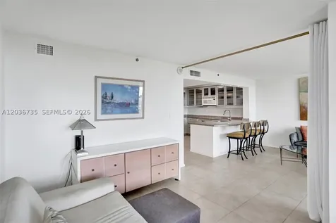 2555 Collins Avenue Miami Beach FL 33140