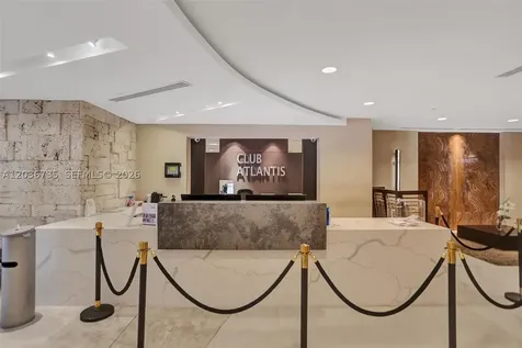 2555 Collins Avenue Miami Beach FL 33140
