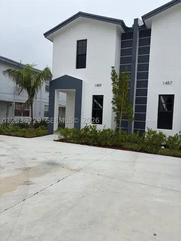 1459 NW 2nd Avenue Florida City FL 33034