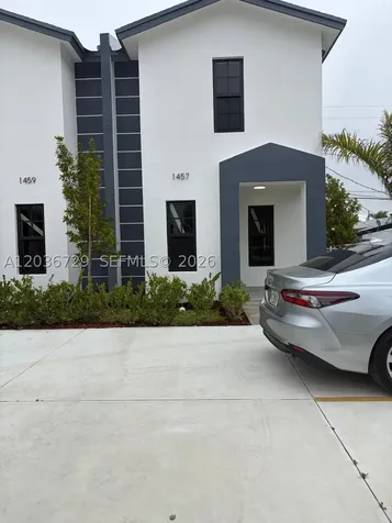 1459 NW 2nd Avenue Florida City FL 33034