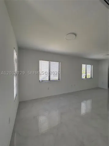 1459 NW 2nd Avenue Florida City FL 33034