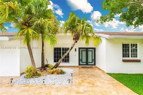 16571 Lake Tree Drive Weston FL 33326