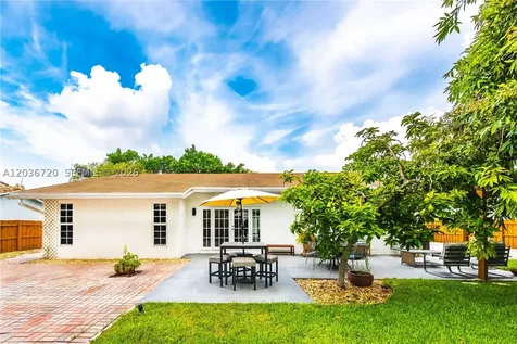 16571 Lake Tree Drive Weston FL 33326