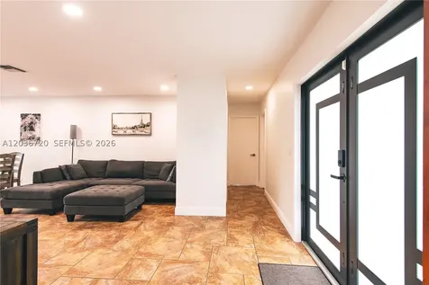 16571 Lake Tree Drive Weston FL 33326