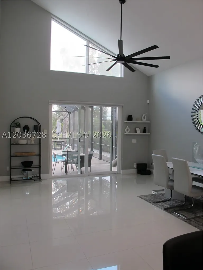 5285 NW 112th Terrace Coral Springs FL 33076