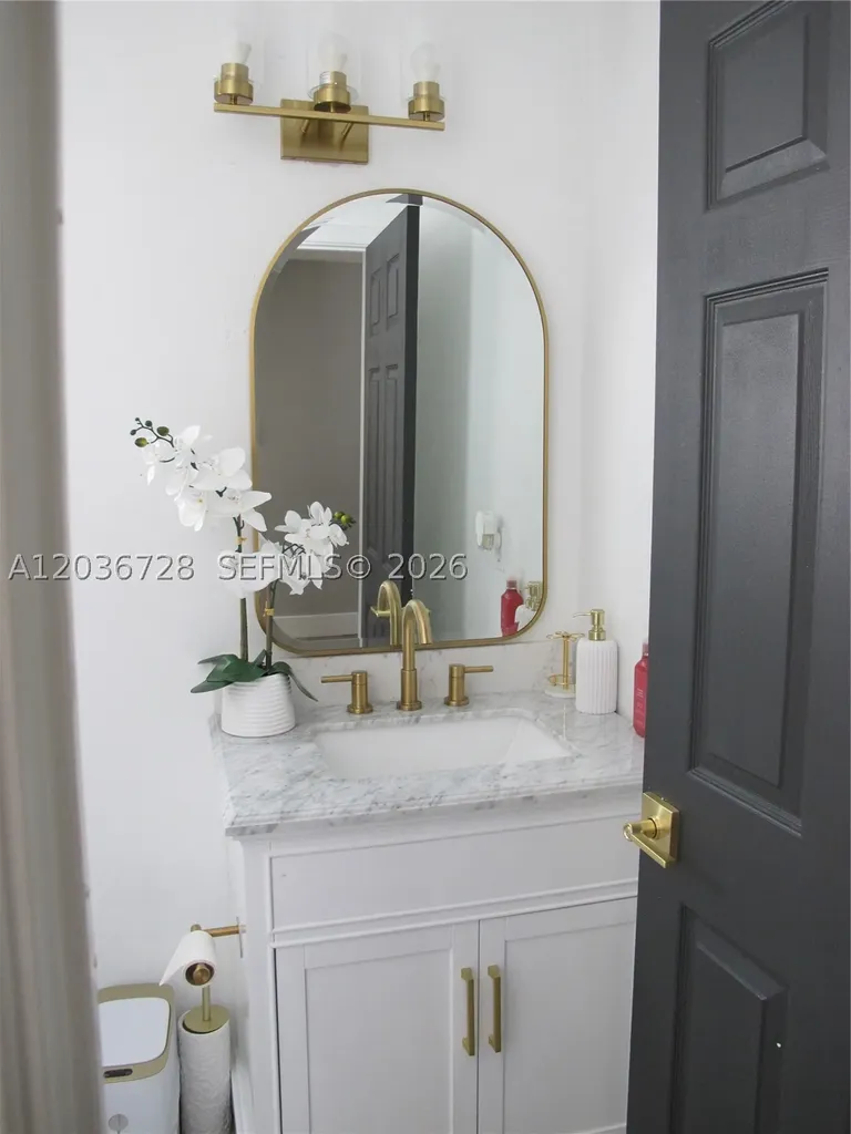 5285 NW 112th Terrace Coral Springs FL 33076
