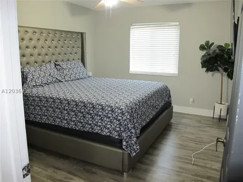 5285 NW 112th Terrace Coral Springs FL 33076