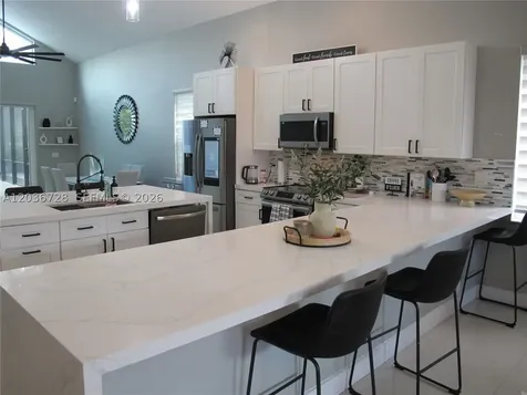 5285 NW 112th Terrace Coral Springs FL 33076