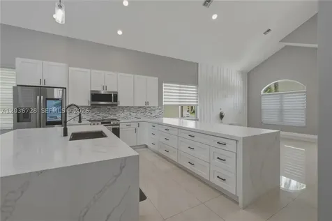 5285 NW 112th Terrace Coral Springs FL 33076