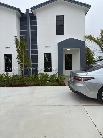 1457 NW 2nd Avenue Florida City FL 33034