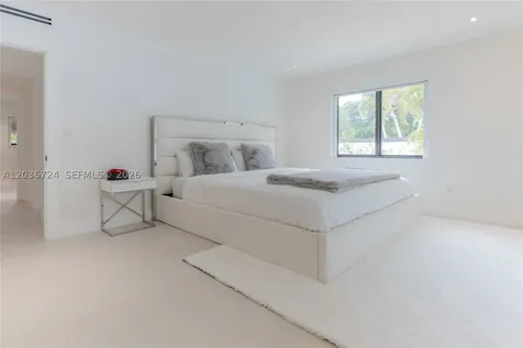 7300 SW 77th Avenue Miami FL 33143