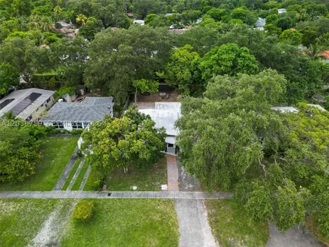 1260 NE 153rd Street North Miami Beach FL 33162