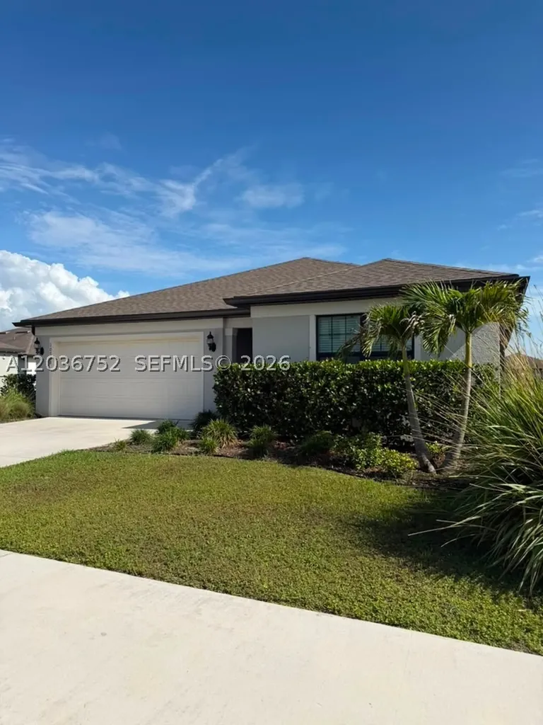 10798 Marlberry Way North Fort Myers FL 33917