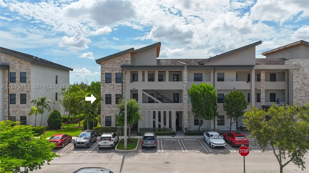 7925 NW 104th Avenue Doral FL 33178
