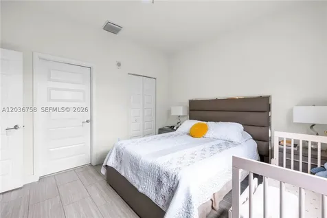 7925 NW 104th Avenue Doral FL 33178