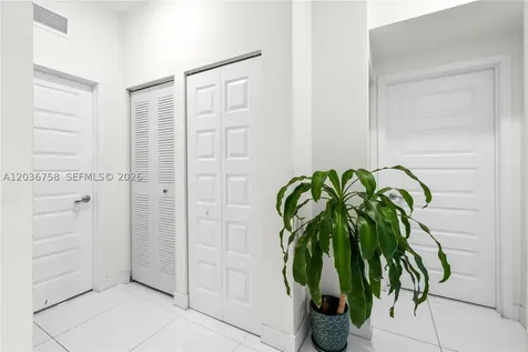 7925 NW 104th Avenue Doral FL 33178