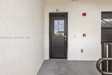 7925 NW 104th Avenue Doral FL 33178
