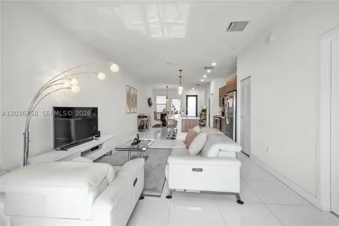 7925 NW 104th Avenue Doral FL 33178