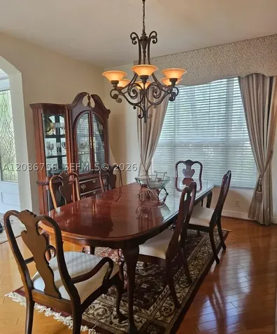 13382 Lakepointe Circle Cooper City FL 33330