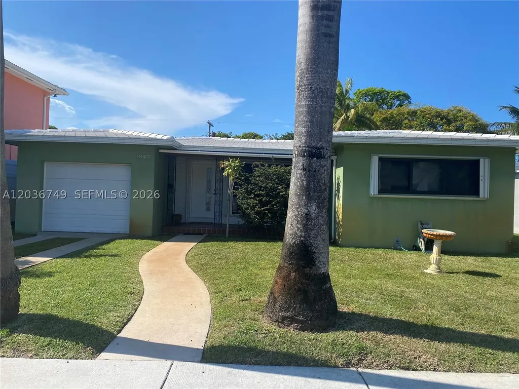 1845 Thomas Street Hollywood FL 33020