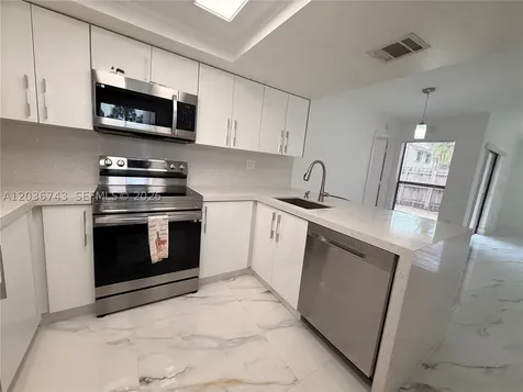 10875 NW 7th Street Miami FL 33172
