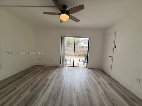 10875 NW 7th Street Miami FL 33172