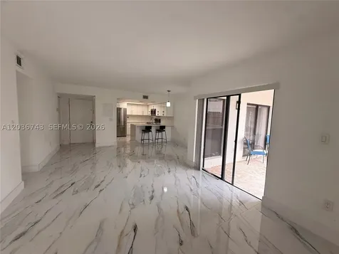 10875 NW 7th Street Miami FL 33172