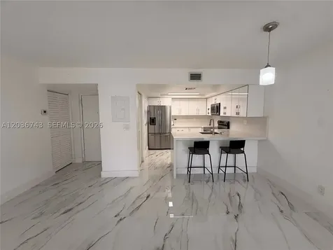 10875 NW 7th Street Miami FL 33172