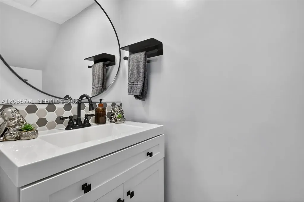 4427 Luxemburg Court Lake Worth FL 33467