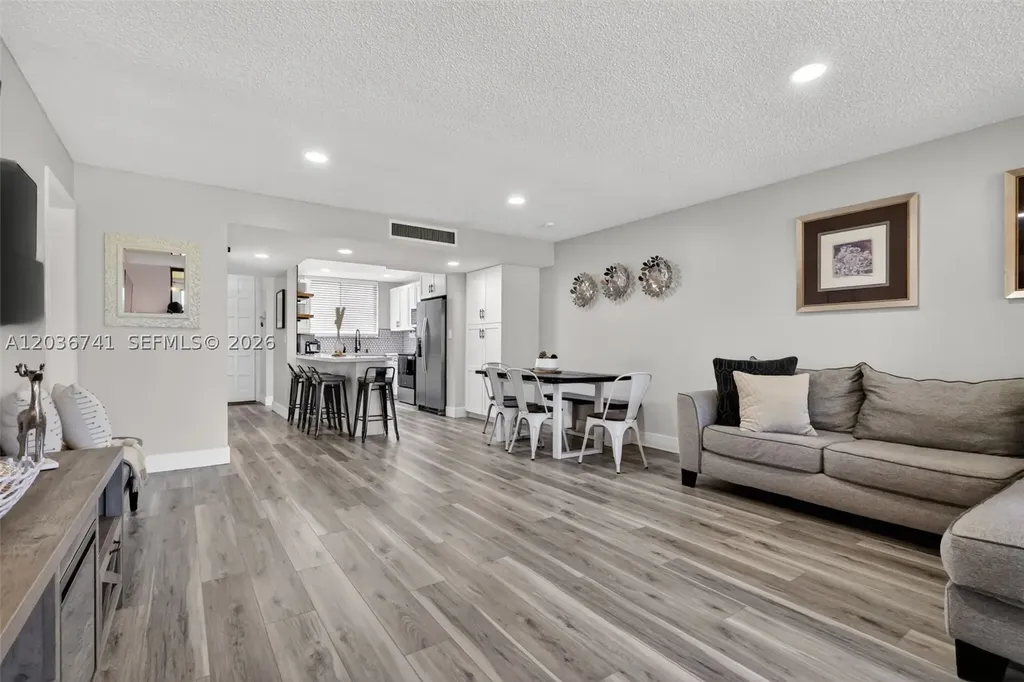 4427 Luxemburg Court Lake Worth FL 33467